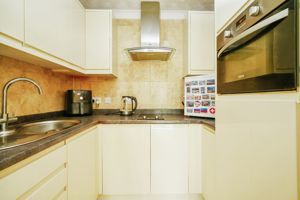 KITCHEN- click for photo gallery